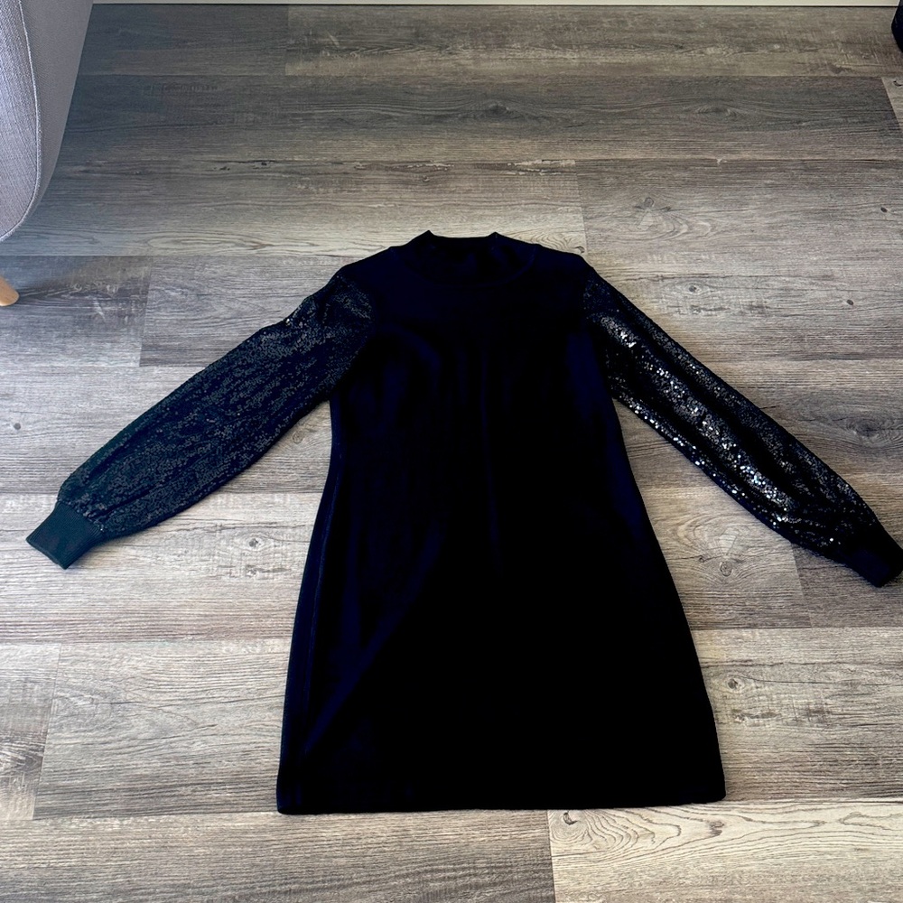 Jessica Howard Black Dress.